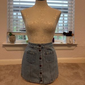 Denim button skirt